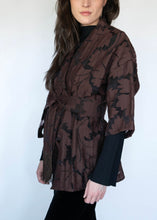 Load image into Gallery viewer, Chaqueta Kimono de Organza con Estampado de Lana