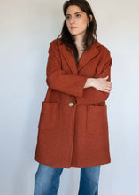 Load image into Gallery viewer, Abrigo de Lana Color Teja