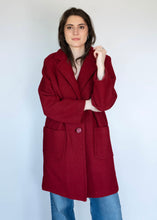 Load image into Gallery viewer, Abrigo de Lana Rojo Cereza