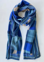 Load image into Gallery viewer, Rhombuses and Hexagons Wool Shawl