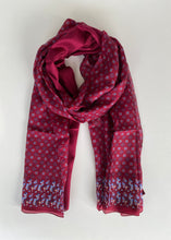 Load image into Gallery viewer, Chal de Seda Doble con Estampado Corbatero