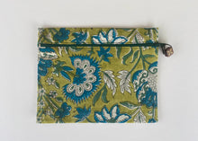 Load image into Gallery viewer, Neceser Vegetación Verde Lima