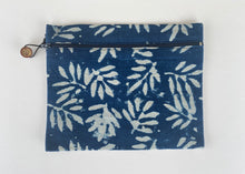 Cargar imagen en el visor de la galería, Neceser Hojas Azul Índigo
