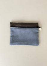Load image into Gallery viewer, Neceser Color Block Celeste & Gris Marengo