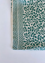 Load image into Gallery viewer, Fauna Mexico Silk Shawl