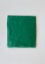 Cargar imagen en el visor de la galería, Chal Liso Desflecado