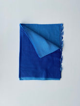 Load image into Gallery viewer, Fular Degradé con Desagujado