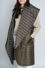 Cargar imagen en el visor de la galería, Chaleco Acolchado