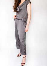 Load image into Gallery viewer, Pantalón Satén Fluido