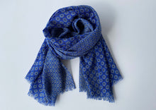 Load image into Gallery viewer, Rhombuses and Hexagons Wool Shawl