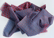 Load image into Gallery viewer, Rhombuses and Hexagons Wool Shawl