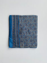 Cargar imagen en el visor de la galería, Chal de Seda Doble con Cenefa