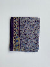 Cargar imagen en el visor de la galería, Chal de Seda Doble con Cenefa