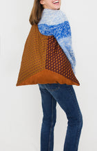 Cargar imagen en el visor de la galería, Bolso Hobo Teja-Caldero