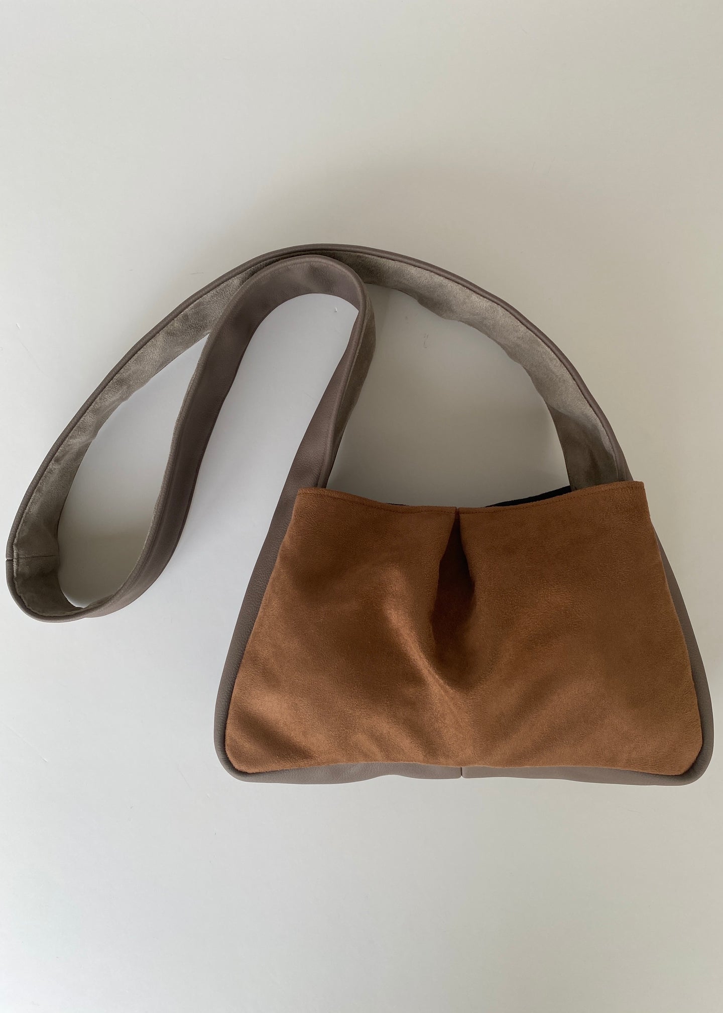 Bolso Bandolera Color Block Camel&Negro